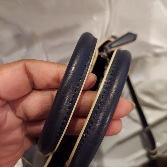 Vera Bradley Navy Blue Crossbody / Satchel Bag - Picture 5 of 9